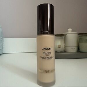 Hourglass Ambient Soft Glow Foundation - Shade 3 - Fair with Neutral Undertones